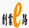 E �� ��