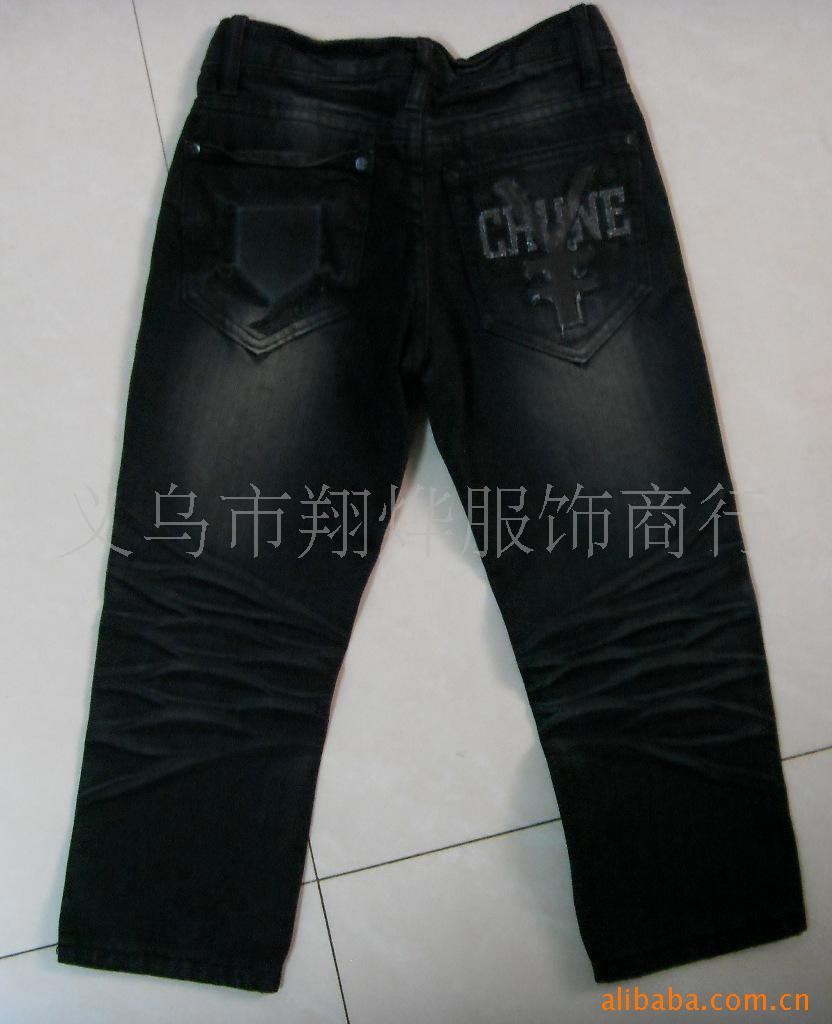 库存尾货 <em>牛仔</em>七分裤 时尚<em>短裤</em> 手套 <em>袜子</em> 休闲