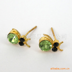 点钻耳钉、水钻耳钉、Point diamond earrings, diamond earrings