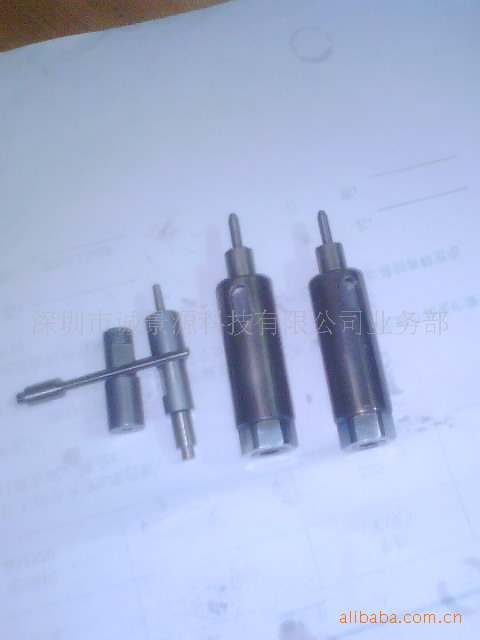 其他通用五金配件-供应加工线路板压合铆钉机