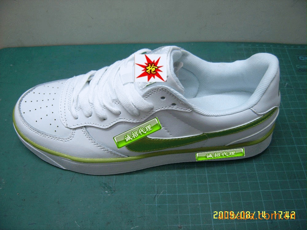 新款秋冬四季可穿男女文化板鞋324862_羽毛球