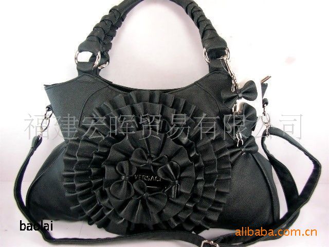 批发<em>女士</em> <em>Versace</em> <em>范思哲</em> 名牌淑女 <em>手提包</em> 38