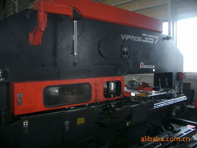 日本AMADA-产数控液压转塔式冲床VIPROS-357