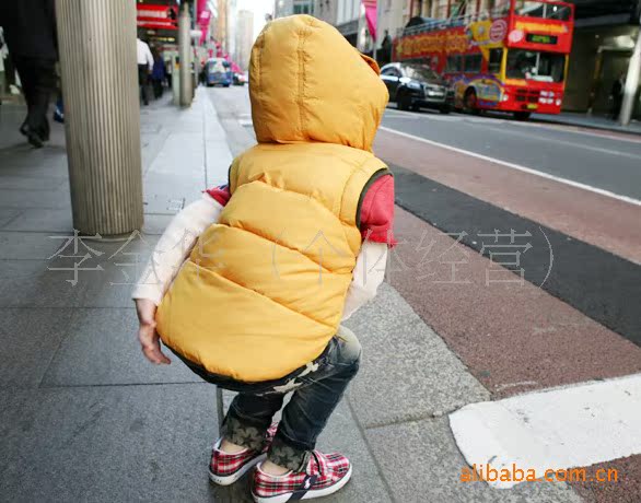 厂家直供 2010冬款韩版眼镜<em>儿童</em>棉衣 <em>棉马甲</em>图