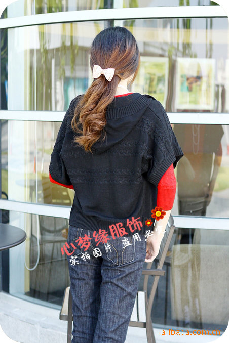 日韩风女装女式毛衣 麻花编织大扣开衫帽衫宽