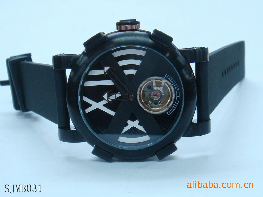 【本款机械表为2010年度销售量最高的一款】