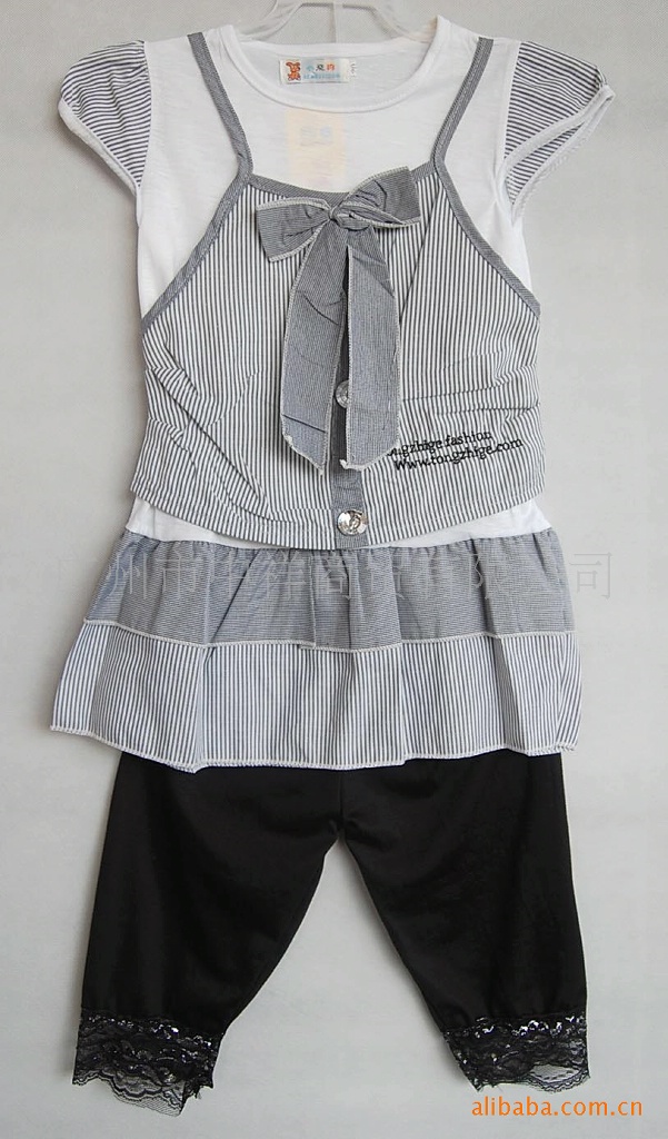 女孩<em>服装</em> 蝴蝶结 条纹 中童套装<em>女童服装批发</em> 1