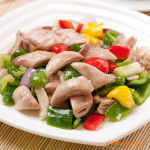 供应物美价廉,非常新鲜美味的:肚尖(酒店特色菜)