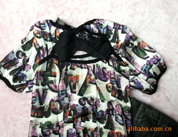 【新款上市】<em>靓妹</em>时尚五彩缤纷<em>英文</em>相拼蝴蝶结