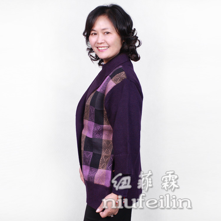 毛衣两件套韩版加厚中老年两件套装 时尚妈妈