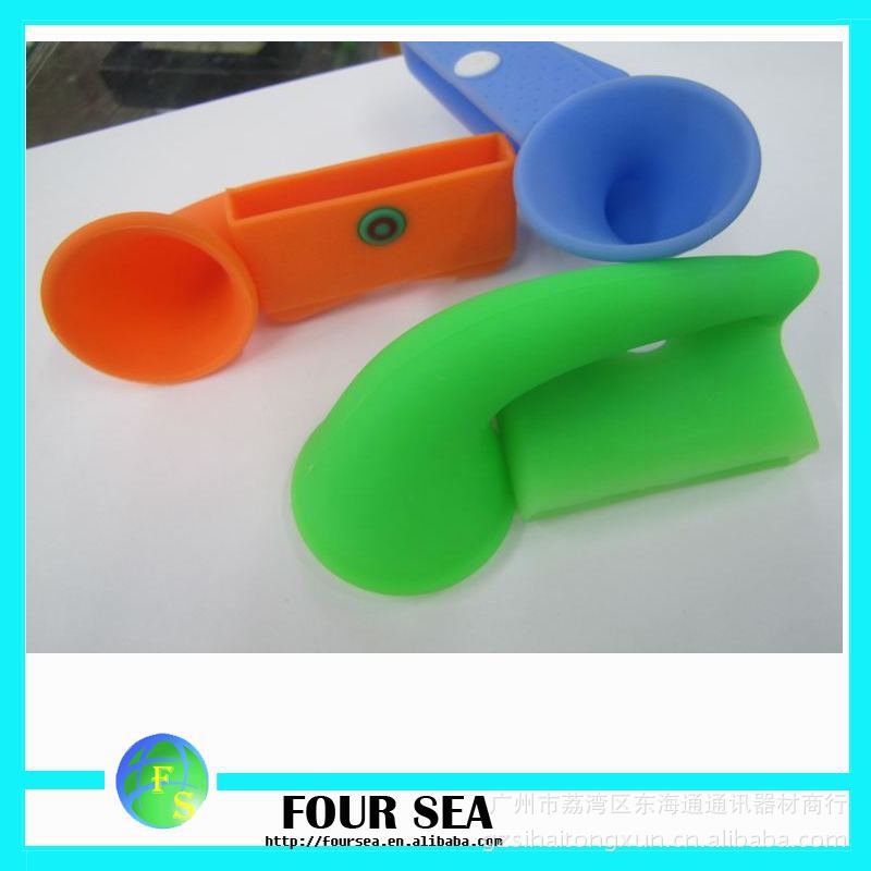 iphone4扩音喇叭。放歌大声点。各种颜色,硅胶