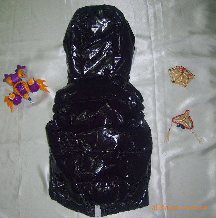 【刘氏<em>良品</em>】法国羽皇天鹅绒超亮面儿童<em>羽绒马</em>