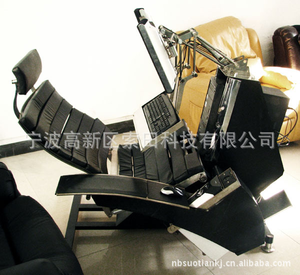 【电脑座舱 舒适型··超值的电脑桌椅一体】