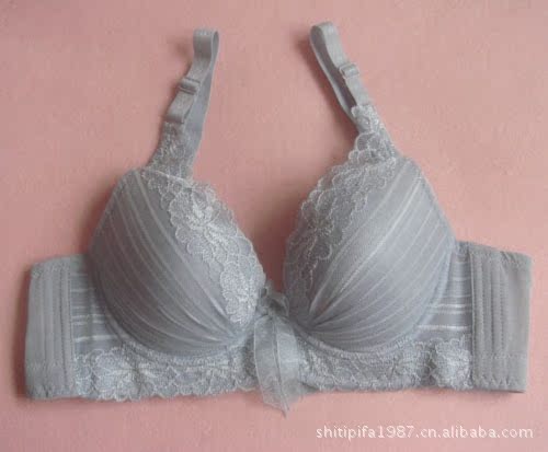 聚拢型<em>文胸</em>A B杯深V型调整型<em>胸罩颜色</em>多<em>选</em> 图