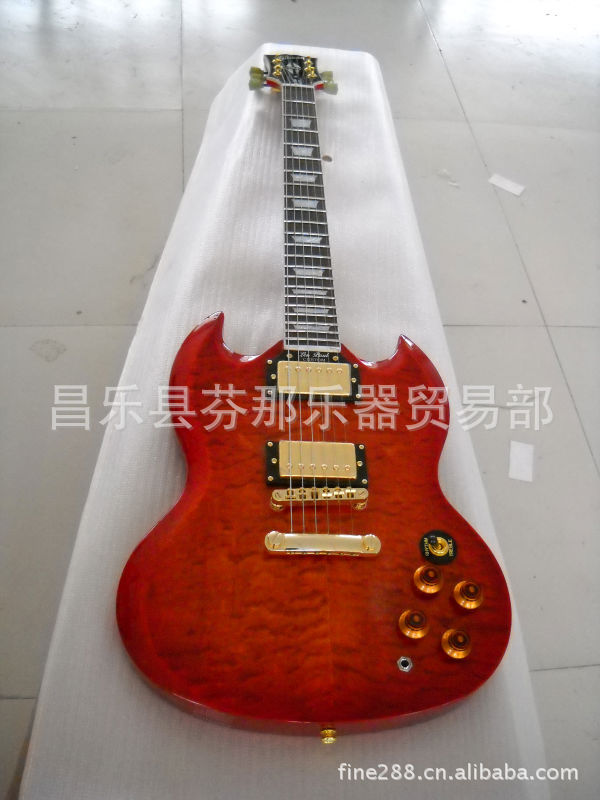 GIBSON SG G400 GUITAR 吉普森SGG400电
