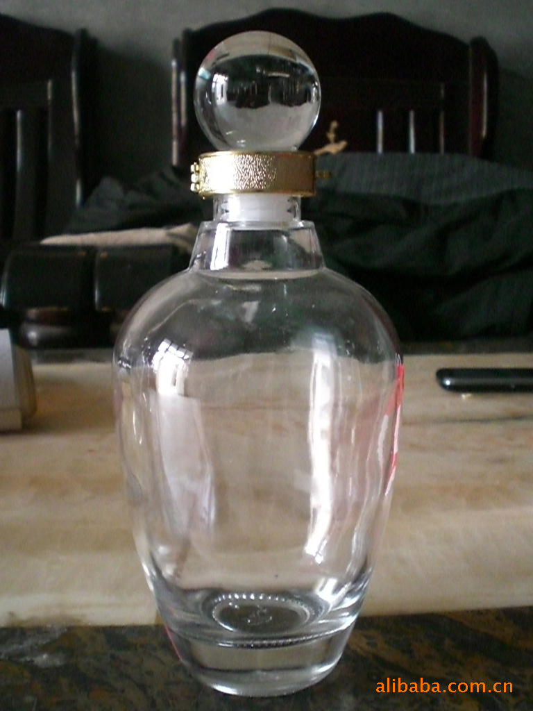 【供应白酒瓶盖 塑料瓶盖 高档白酒瓶】价格,厂