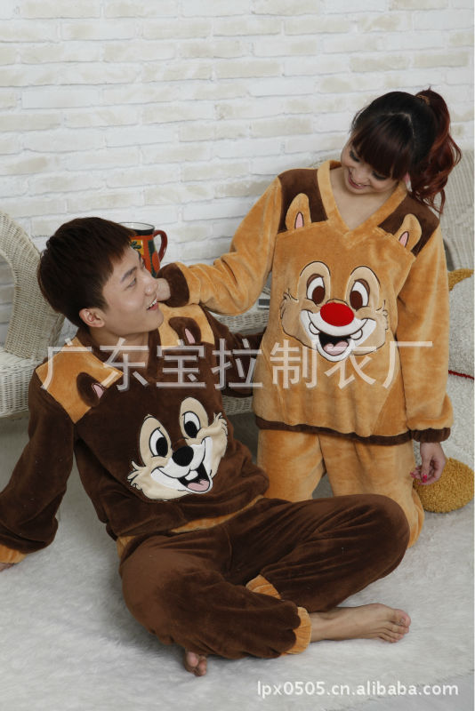 淘宝热卖情侣珊瑚绒<em>睡衣</em>男款松树<em>可爱</em>卡通连帽