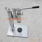 供应半自动压盖机 手动口服液抓盖机 锁盖机