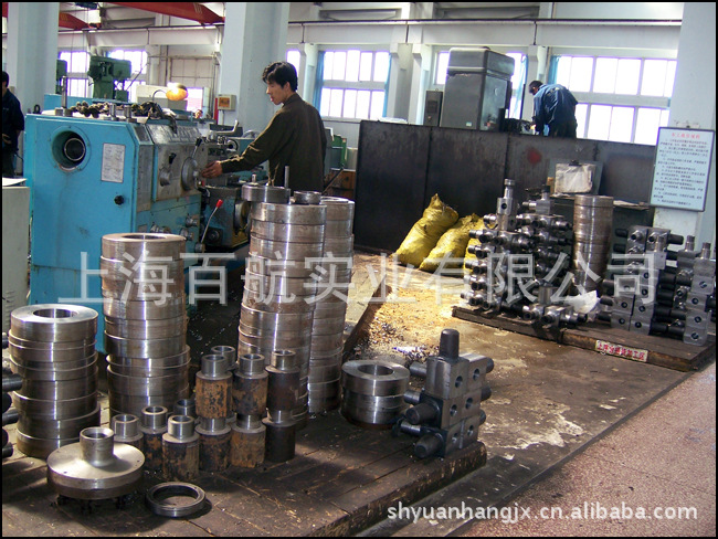 百航公司厂部加工车间部分加工基地,对外加工.机械加工
