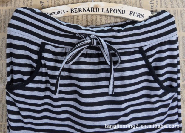 【日式新款条纹弹力外贸原单女式半截裙短裙】