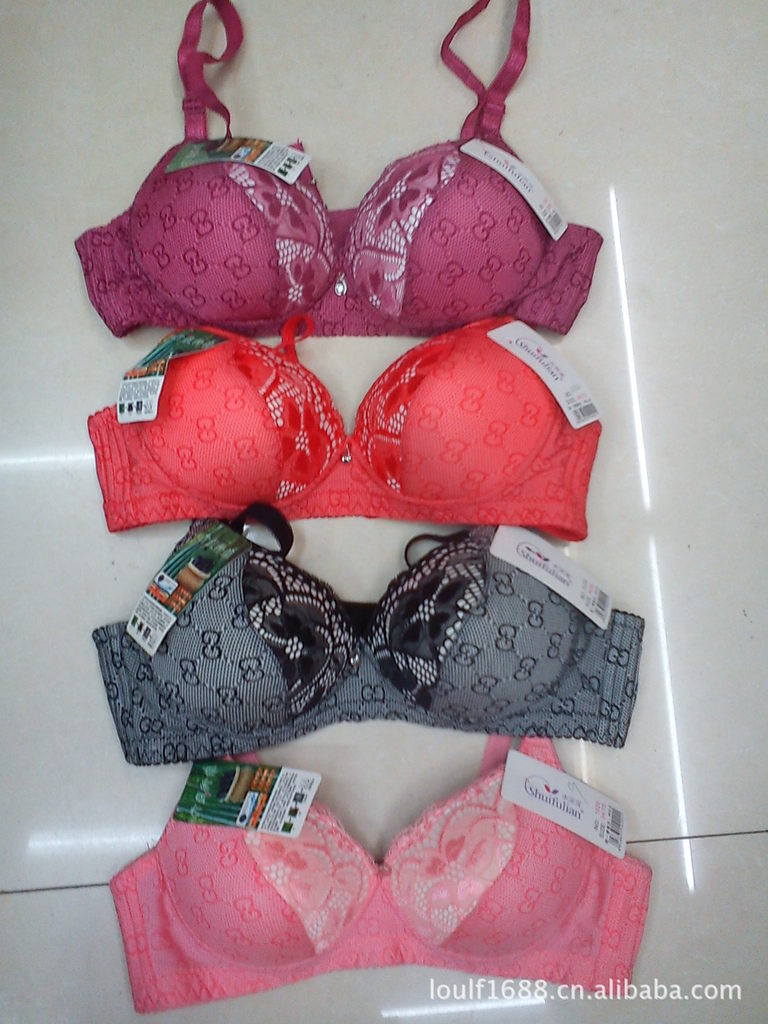 批发v型<em>水芙莲</em>竹炭纤维抗菌三排扣性感<em>文胸</em> - 