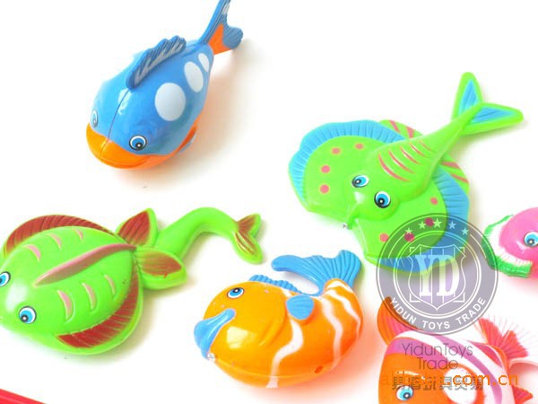 【亲子游戏大号钓鱼 磁性钓鱼 两个鱼杆 8条鱼