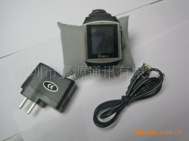 首款带GPS四频手表手机 支持MP3\/MP4 电子书