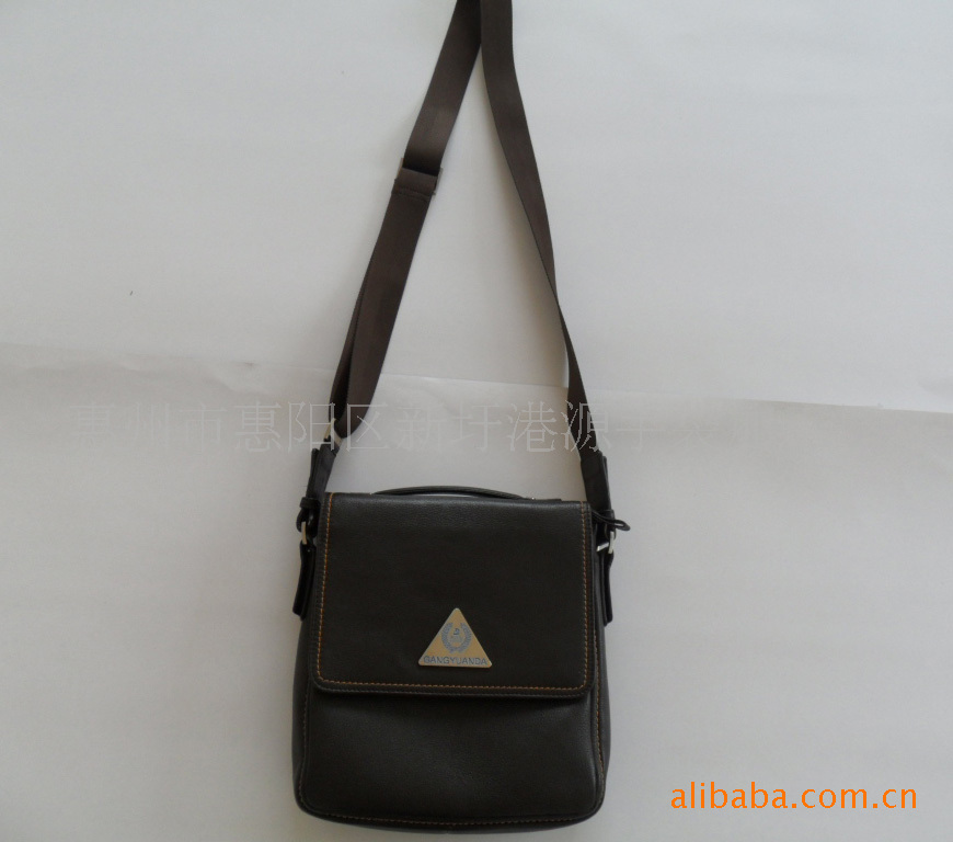 【供应高档真皮男士职场百搭包】