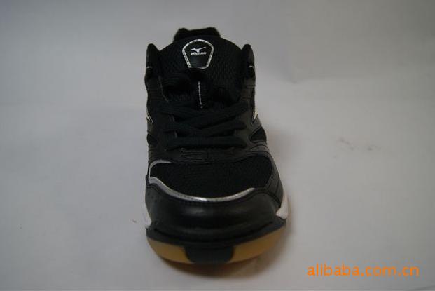 【批发 最新款美津浓86001羽毛球鞋 乒乓球专