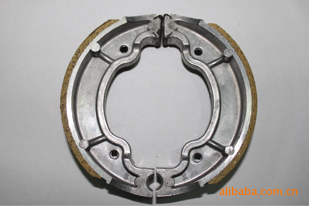 供应摩托车大绵羊蹄块刹车片  质廉价优