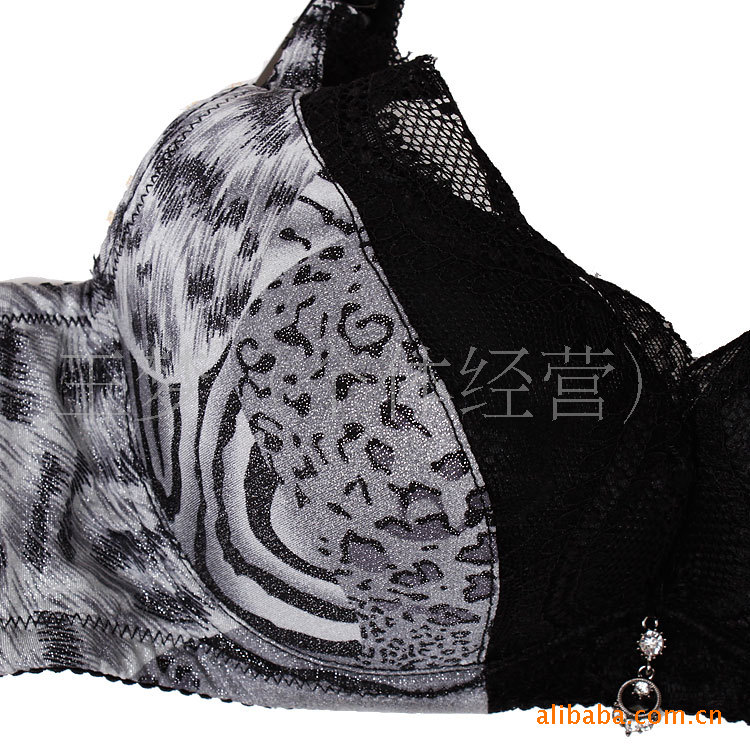 迷 黑色 性感豹纹三排扣调整型品牌<em>单品文胸</em> 6