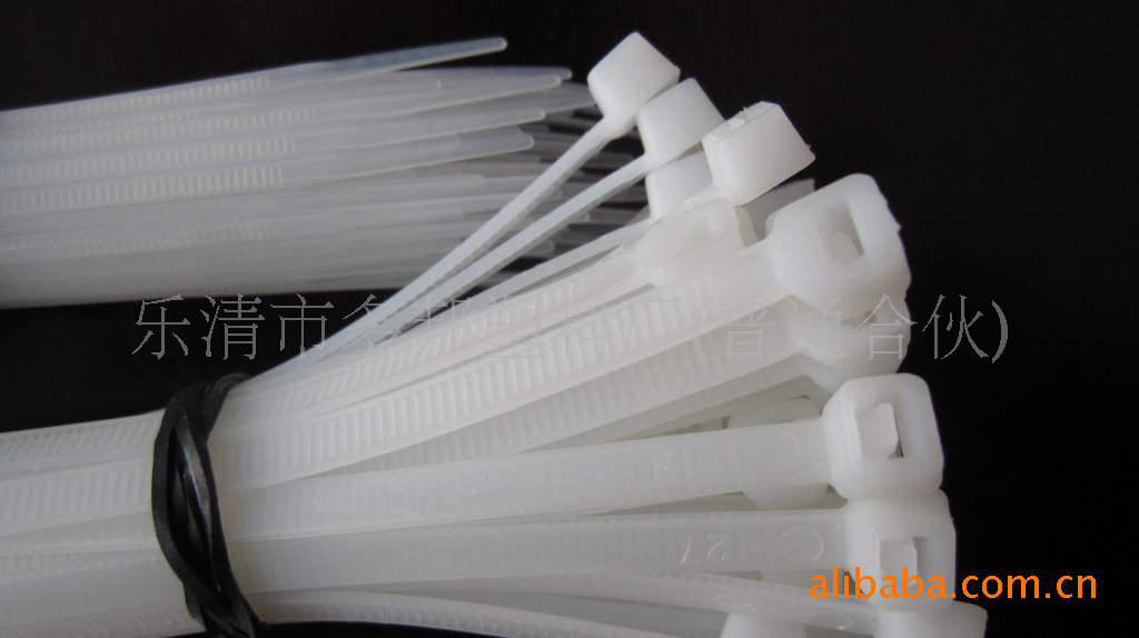 户外广告背景架搭建用尼龙扎带,其他绳索、扎