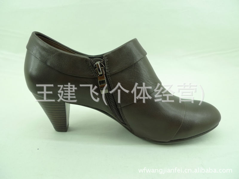 【<em>奥康</em>皮鞋<em>女鞋</em>咖啡112211328黑112211327