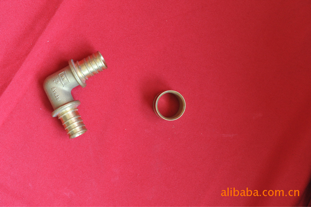 地暖管配件、直弯管件、德国瑞好PEXA直弯管