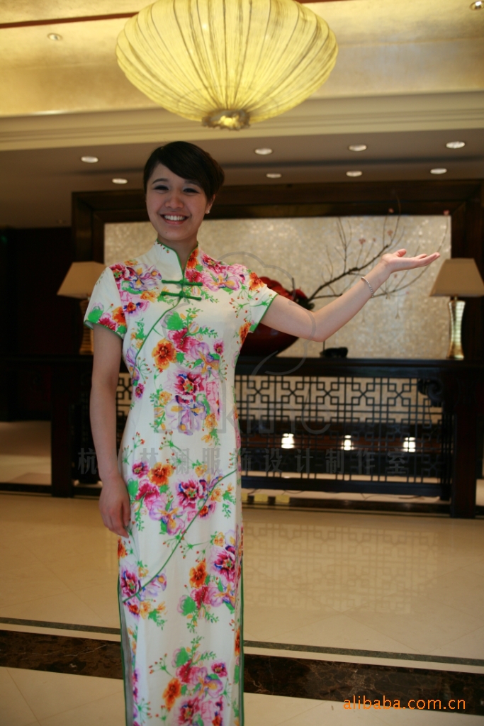 女式真丝高开衩<em>旗袍</em>,<em>酒店餐厅女</em>迎宾<em>旗袍</em> 785