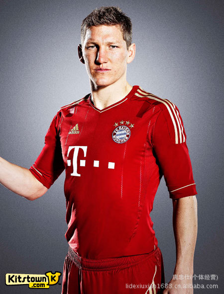 【厂家直销供应2011-12赛季拜仁幕尼克球衣 拜