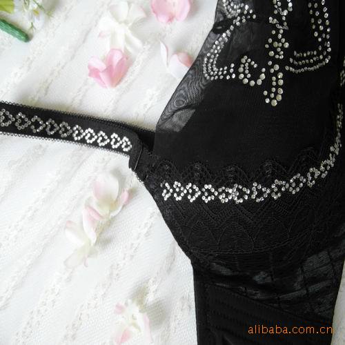 1020黑色#薄杯有大码<em>38码</em>抹胸内衣性感带钻文