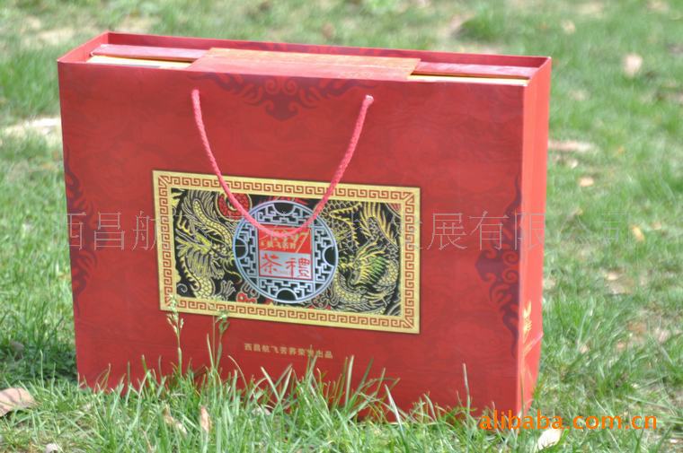 批发\/零售\/招代理商 900g礼盒装 西昌航飞苦荞