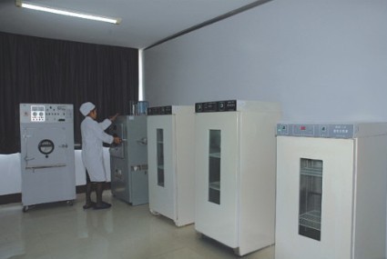 【烟油导电5ML水瓶厂家压旋盖滴瓶电子眼药直销触头图片
