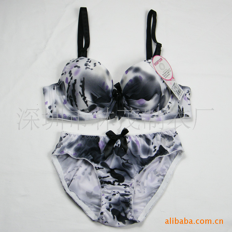 【2011夏 <em>时尚型</em> 少女<em>文胸</em>套装 花色T003女士