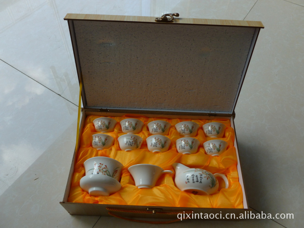 低价销售、13头功夫陶瓷茶具、可根据客户要
