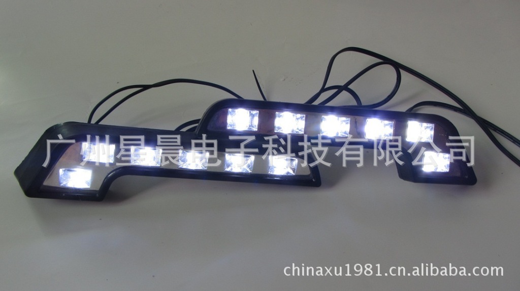 【奔驰BENZ E300L型 日间行车灯LED 大功率
