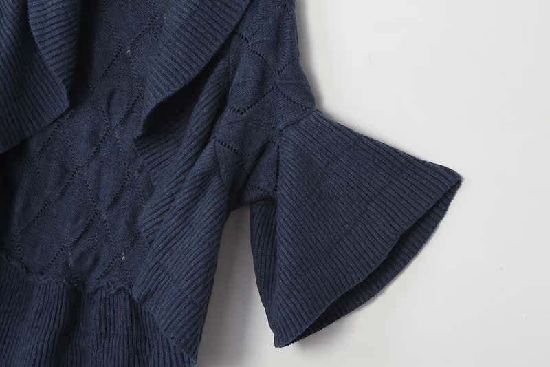 【<em>外贸</em>原单<em>女款毛衣</em>/女式中袖l喇叭袖蝙蝠款坎