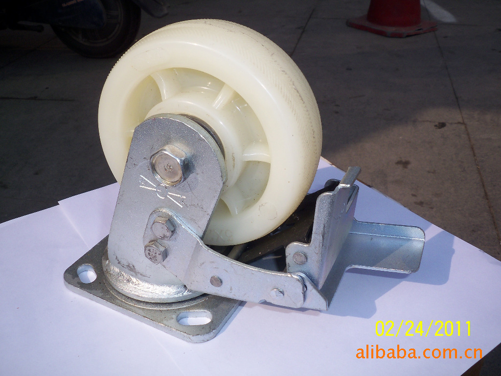 超重型万向轮图片,超重型万向轮图片大全,黄守