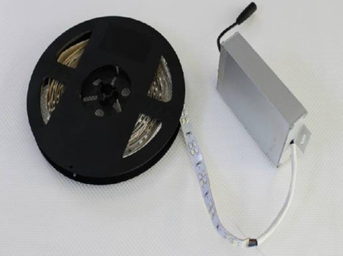 新品上市,厂家供应24V晶元芯片一米90灯多色