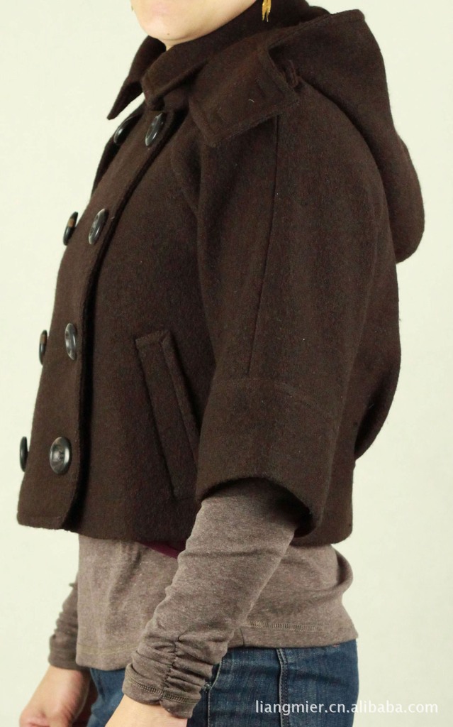 2011年新款女装戴帽子<em>外套</em> <em>深咖色</em>双排扣短款