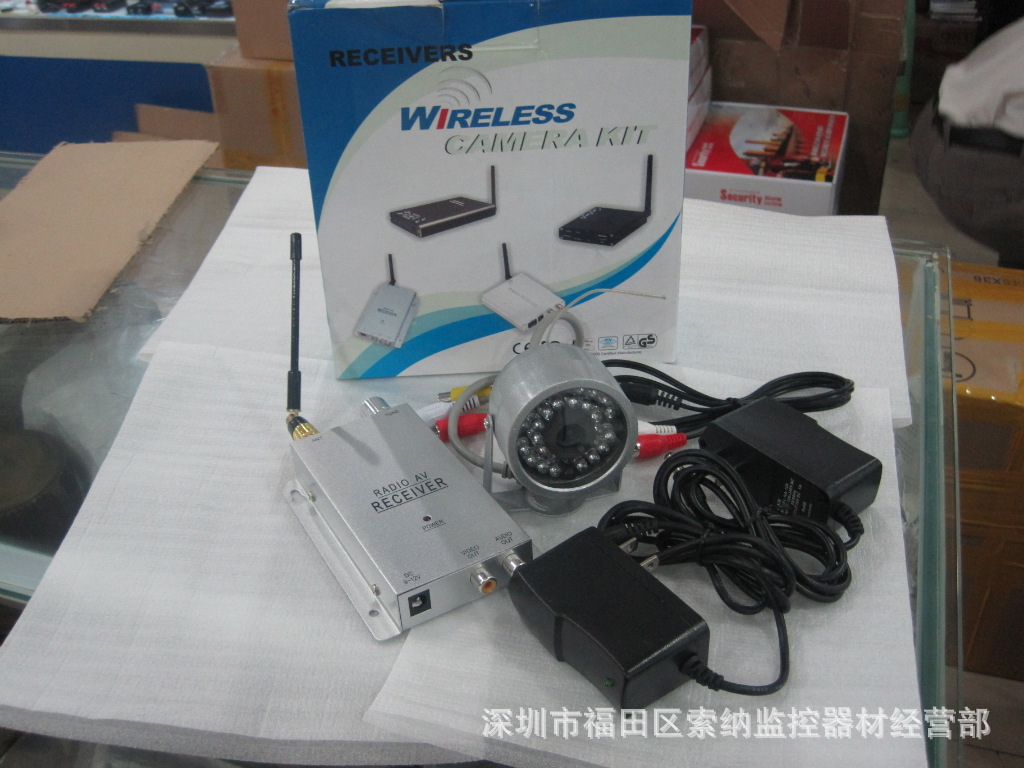 无线有线二用微型1.2gr彩色摄像机\/无线传输 红