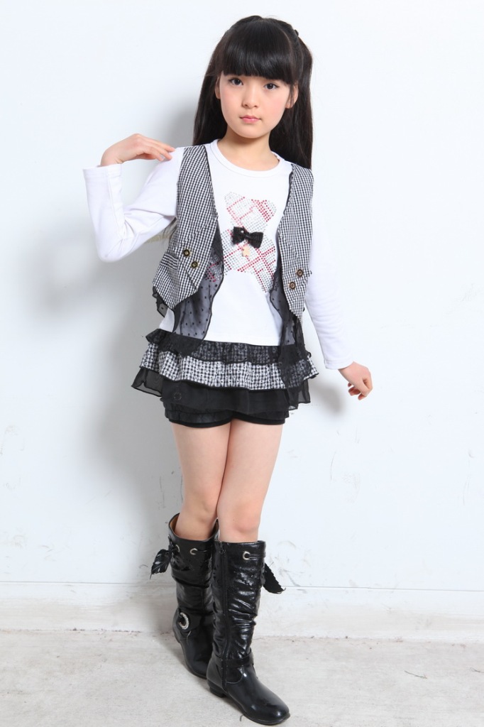 厂家直销 <em>时尚</em>韩版<em>女装</em> 针织童装 <em>马甲</em>两件套 -