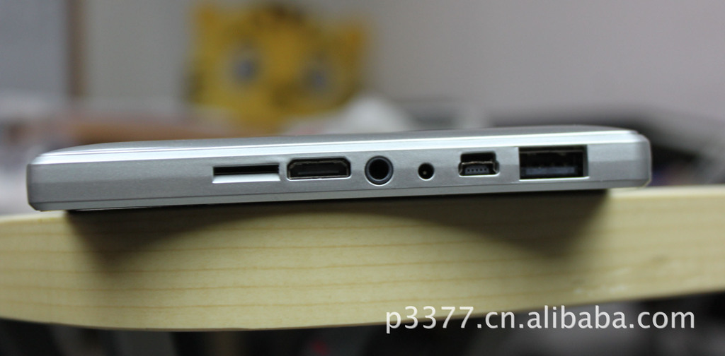 7寸平板电脑RK2918两点触控3G QQ视频1080