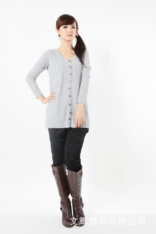 【韩版女式长袖纯色条纹新款 <em>织衫</em> <em>开衫</em>铜<em>纽扣</em>